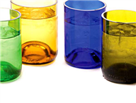 T-LAB \ Depositi \ Bicchieri di vetro riciclati da bottiglie di vino